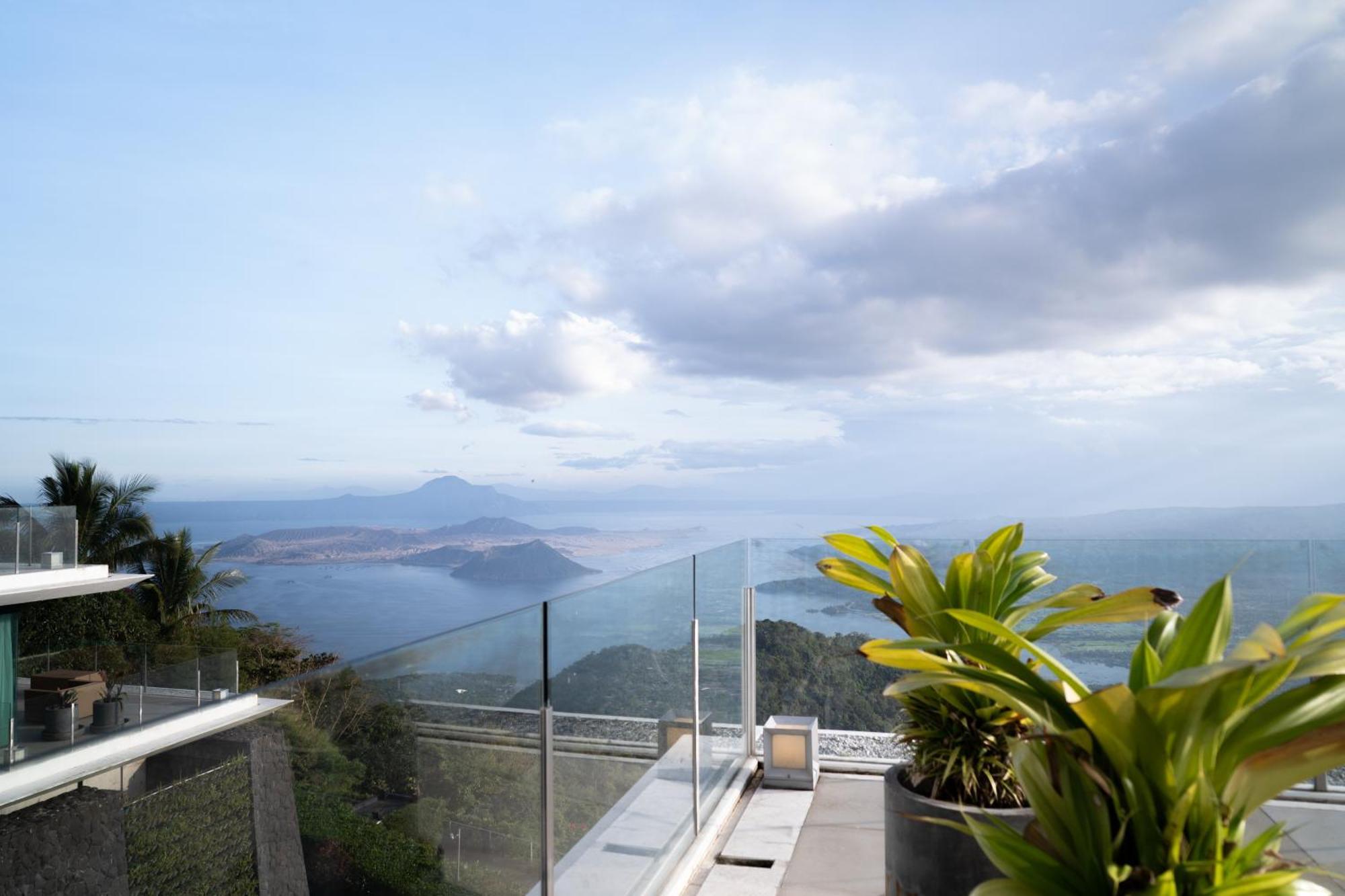 Готель Escala Tagaytay Tagaytay City Екстер'єр фото